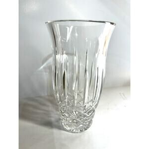 Crystal Vase 7” Heavy Elegant Beautiful Diamond Glass Flower Vase